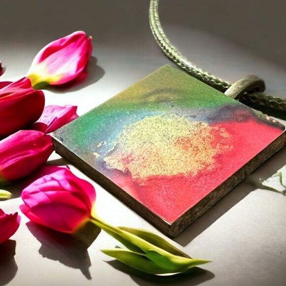 HANDCRAFTED Painted Pendant Necklace - Picture 3 of 6